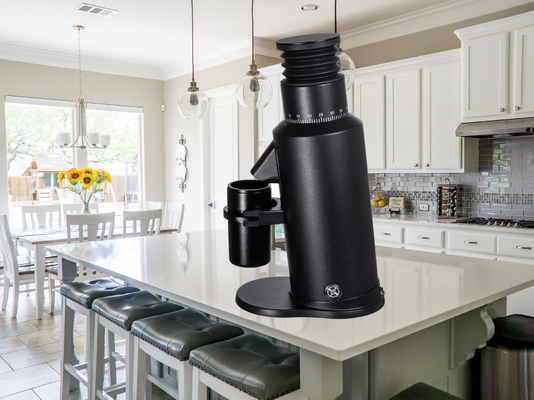 1400 Rollen/Minute Kaffeebohnenschleuder 300 W Zinklegierung mit 120 g Tankvolumen