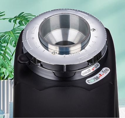CER Bescheinigungs-italienischer halb automatischer Kaffeemühle-Schleifer For Espresso