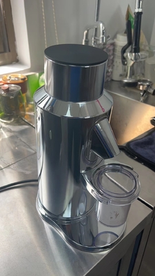 80,7 kg Hochgeschwindigkeits-Burr-Kaffee-Miller für einheitliche und gleichmäßige Schleifen