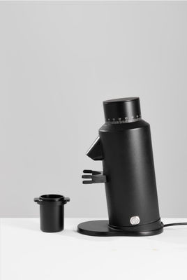 Hochkapazitäts 120g Espresso Bohnenschleifmaschine mit 64mm Flat Burr Schleifmaschine und 300W Leistung